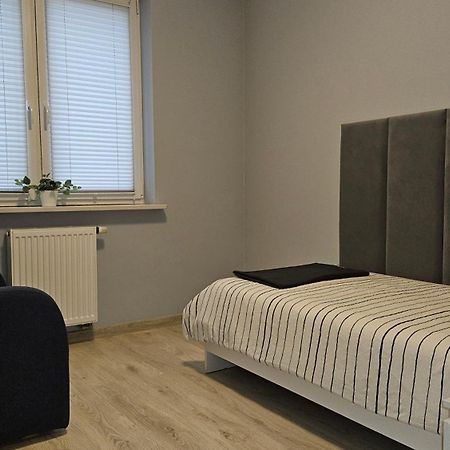 Jedenastka Appartement Płock Buitenkant foto