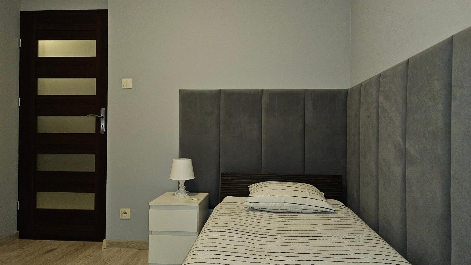 Jedenastka Appartement Płock Buitenkant foto